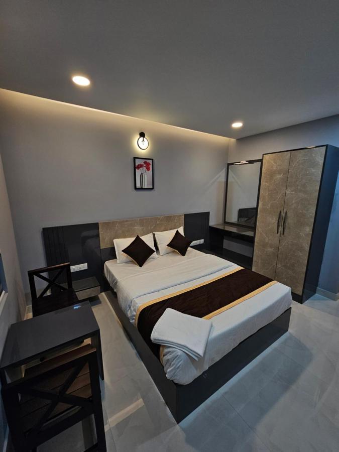 Nīleshwar Thaal Residency Cheruvathur-Hala Groups מראה חיצוני תמונה