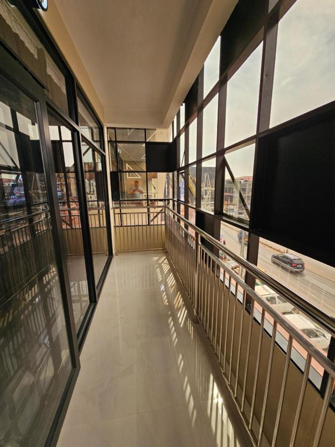 Nīleshwar Thaal Residency Cheruvathur-Hala Groups מראה חיצוני תמונה