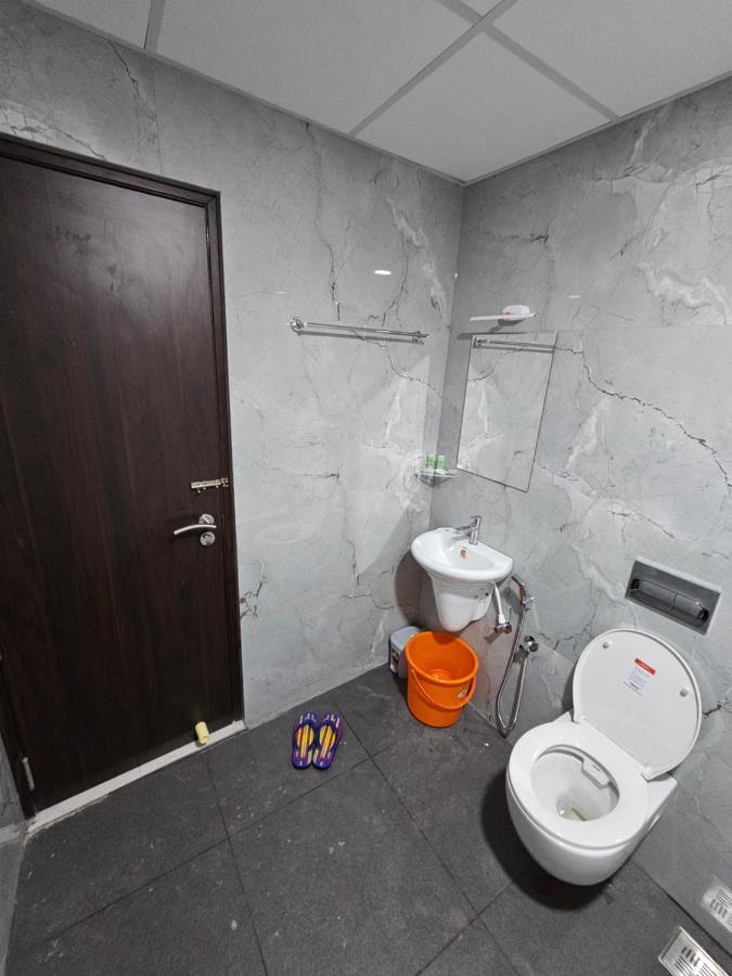 Nīleshwar Thaal Residency Cheruvathur-Hala Groups מראה חיצוני תמונה