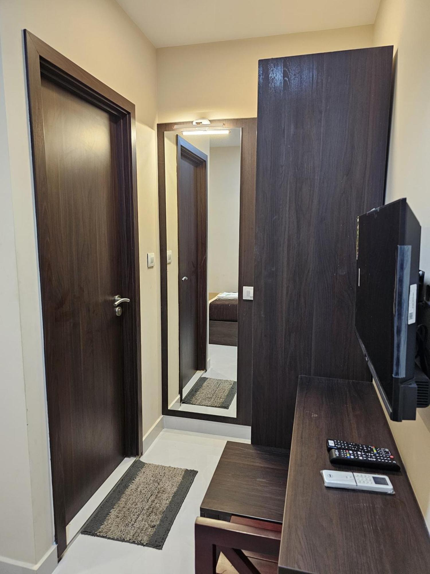 Nīleshwar Thaal Residency Cheruvathur-Hala Groups מראה חיצוני תמונה